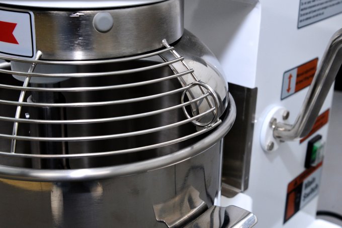 MIXEUR PLANÉTAIRE 20L